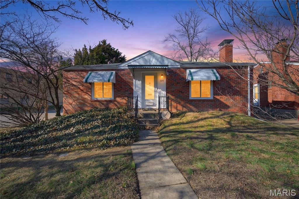 1051 North And South Road St. Louis, MO 63130 - Photo 1 of 40