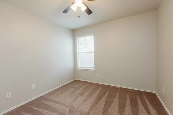 $1,775 | 225 Mossy Rock Drive, Hutto, TX 78634