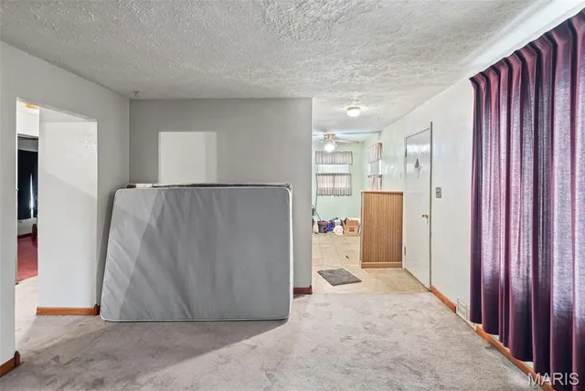 $87,000 | 252 South 12th Street, Wood River, IL 62095