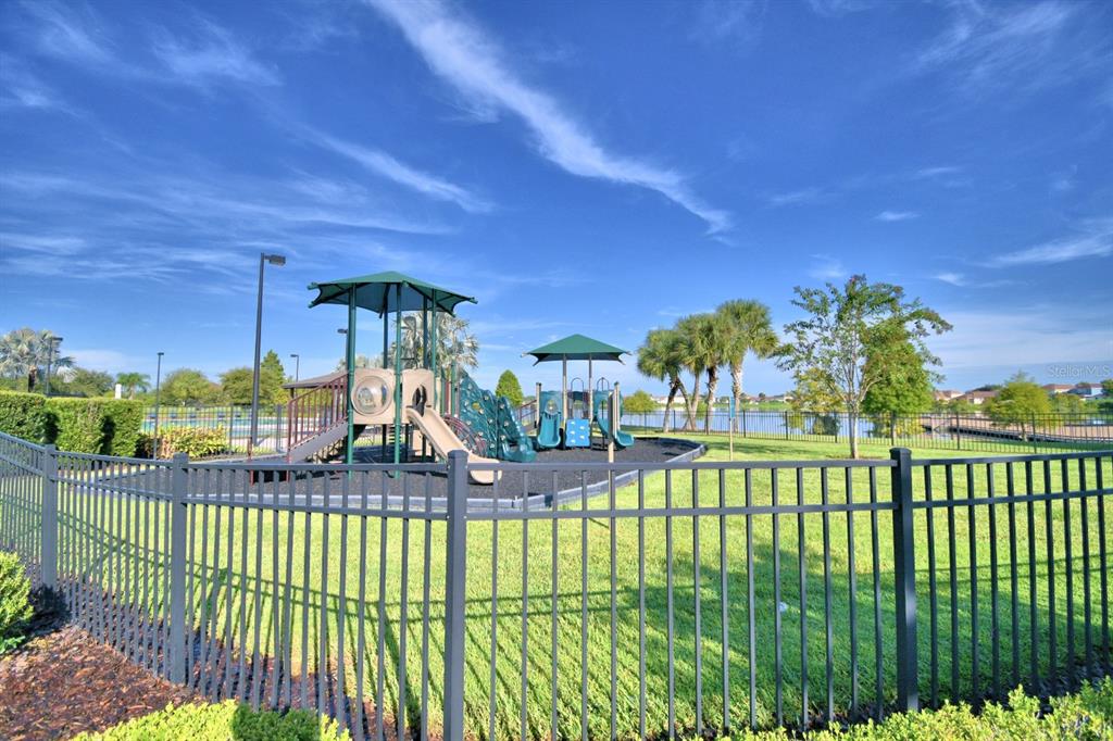 6286 Manitoba Drive Lakeland, FL 33805 - Photo 28 of 28 a view of a house with a balcony