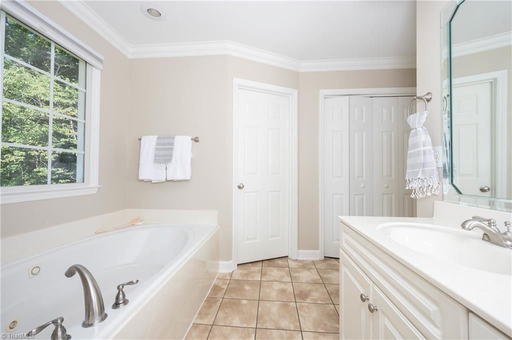 4310 Clarksburg Road Clemmons, NC 27012 - Photo 21 of 32 MBath