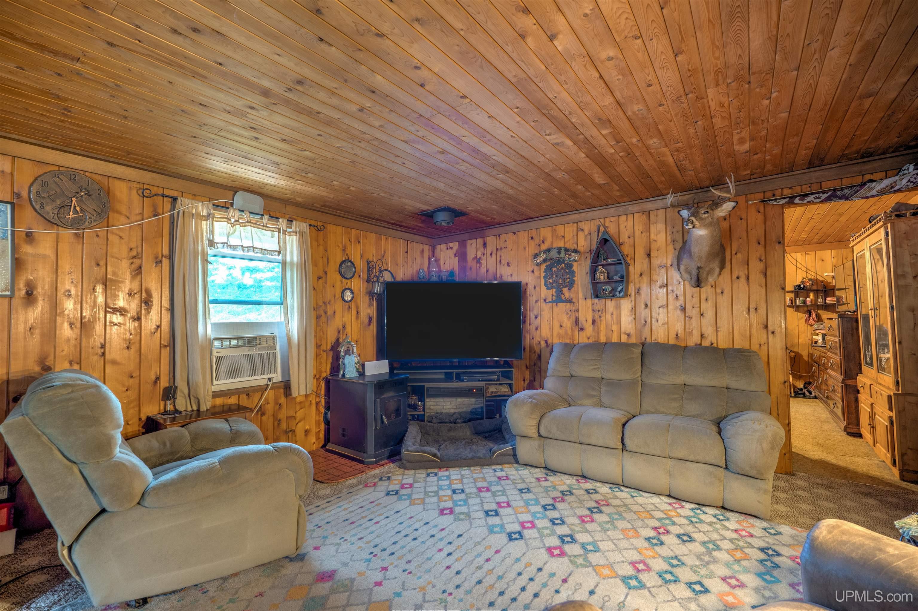 15682 Highway 2 Cooks, MI 49817 - Photo 15 of 56