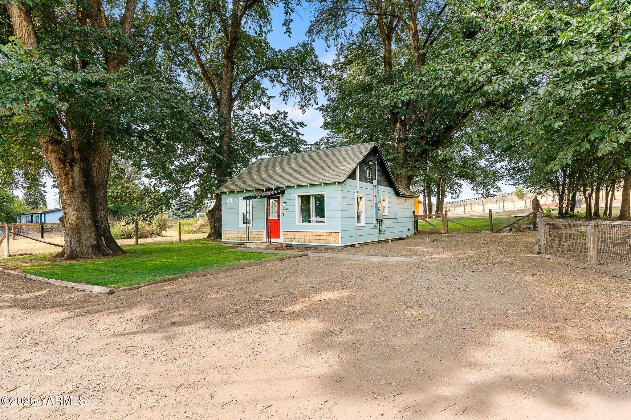 11405 Hackett Road Yakima, WA 98903 - Photo 18 of 22 10