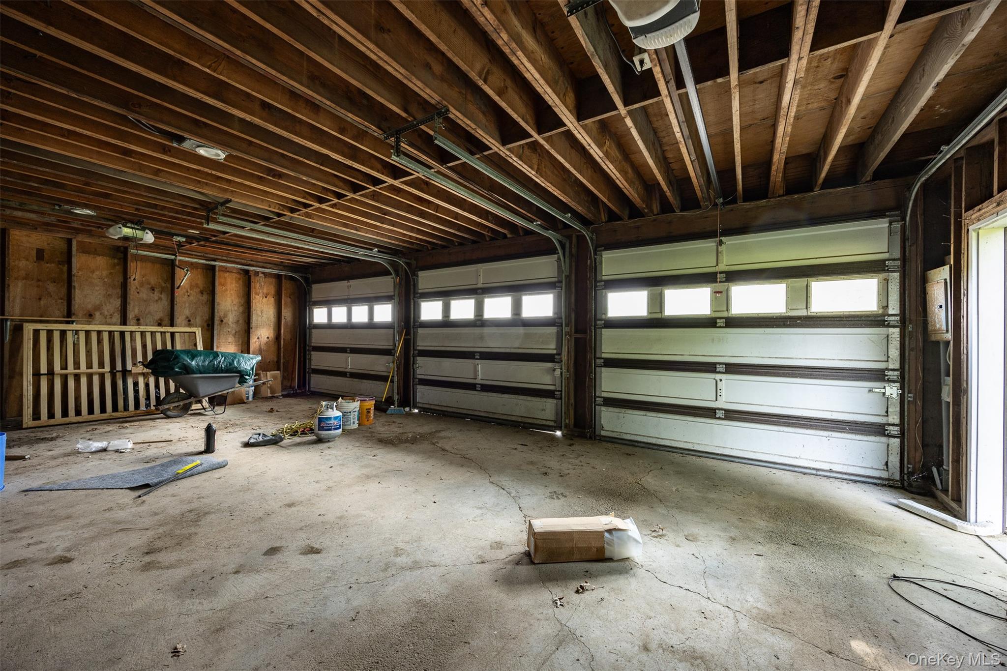 401 Woodmont Road Hopewell Junction, NY 12533 - Photo 45 of 50 a view of backyard with wooden ceiling