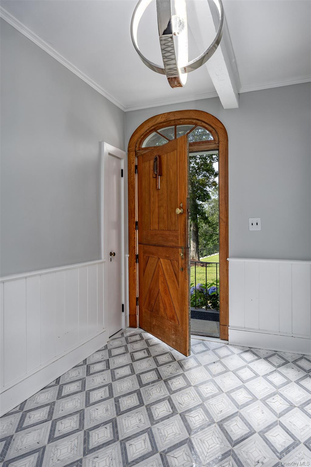 401 Woodmont Road Hopewell Junction, NY 12533 - Photo 9 of 50 a view of an entryway door
