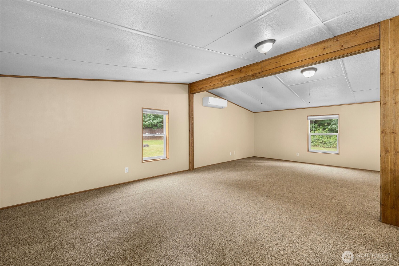 5443 Kinney Road Southwest Olympia, WA 98512 - Photo 10 of 35 Gallery Image 10