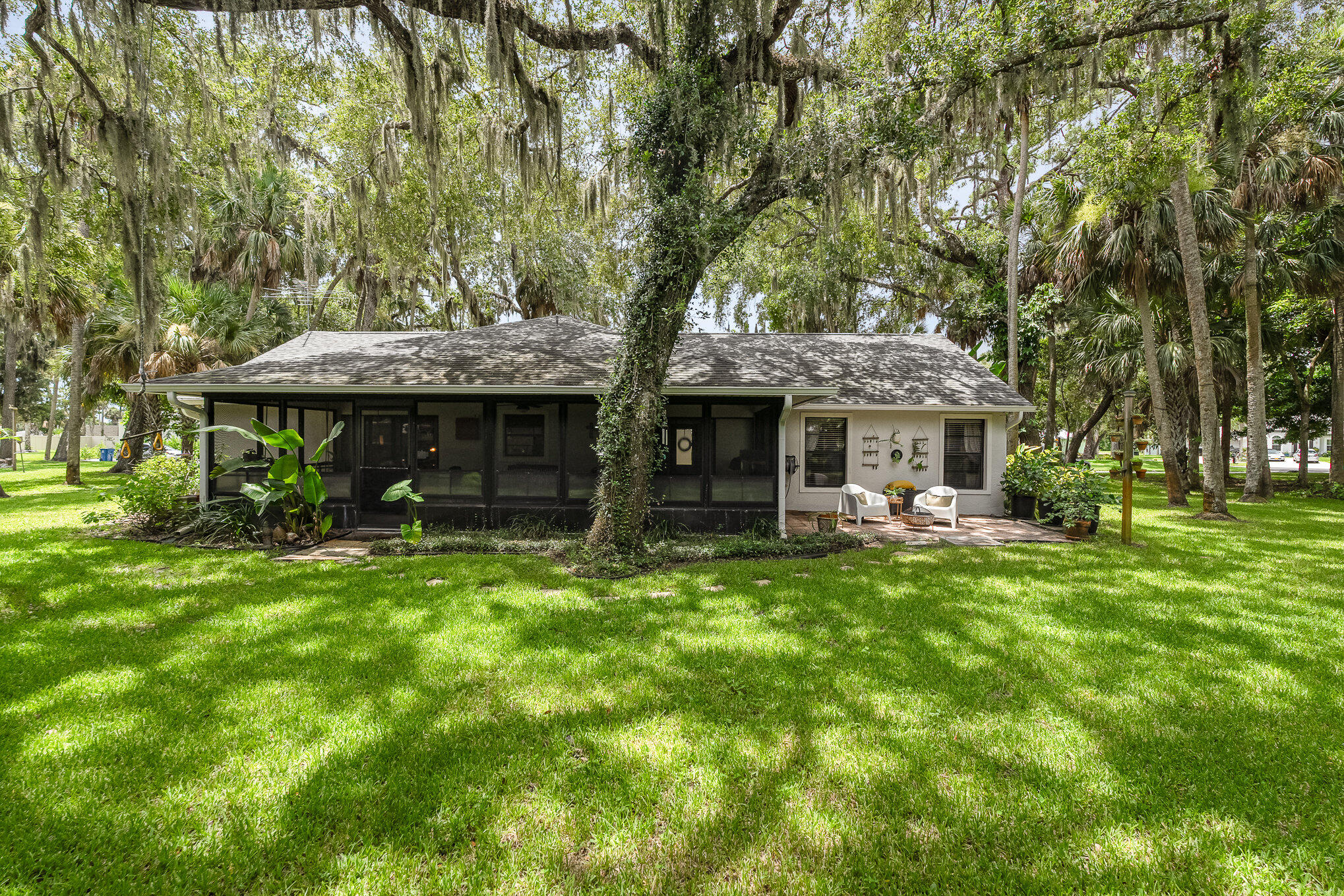 786 Seymour Road Northeast Palm Bay, FL 32905 - Photo 41 of 45 012_dsc07807-edit