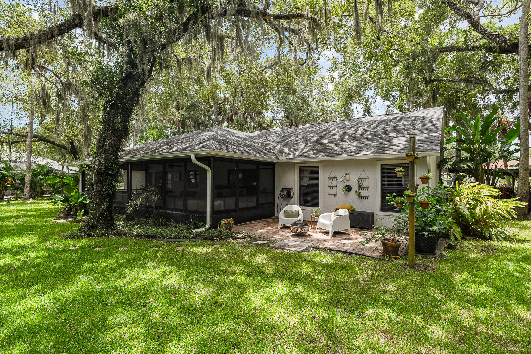 786 Seymour Road Northeast Palm Bay, FL 32905 - Photo 42 of 45 011_dsc07805-edit