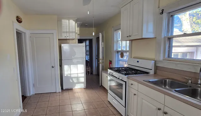 $2,000 | 922 Highway 34, Unit A, Matawan, NJ 07747