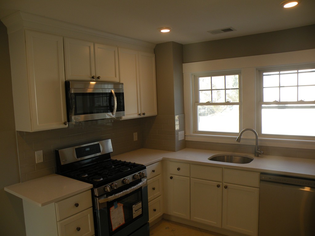 49 Bradford Road, Unit 2 Watertown, MA 02472 - Photo 18 of 26 Gallery Image 18