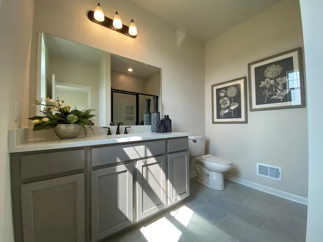 $454,429 | 5660 Trailside Lane, Unit 4, Whitmore Lake, MI 48189