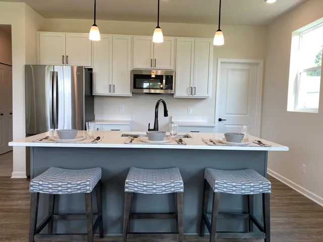 $454,429 | 5660 Trailside Lane, Unit 4, Whitmore Lake, MI 48189