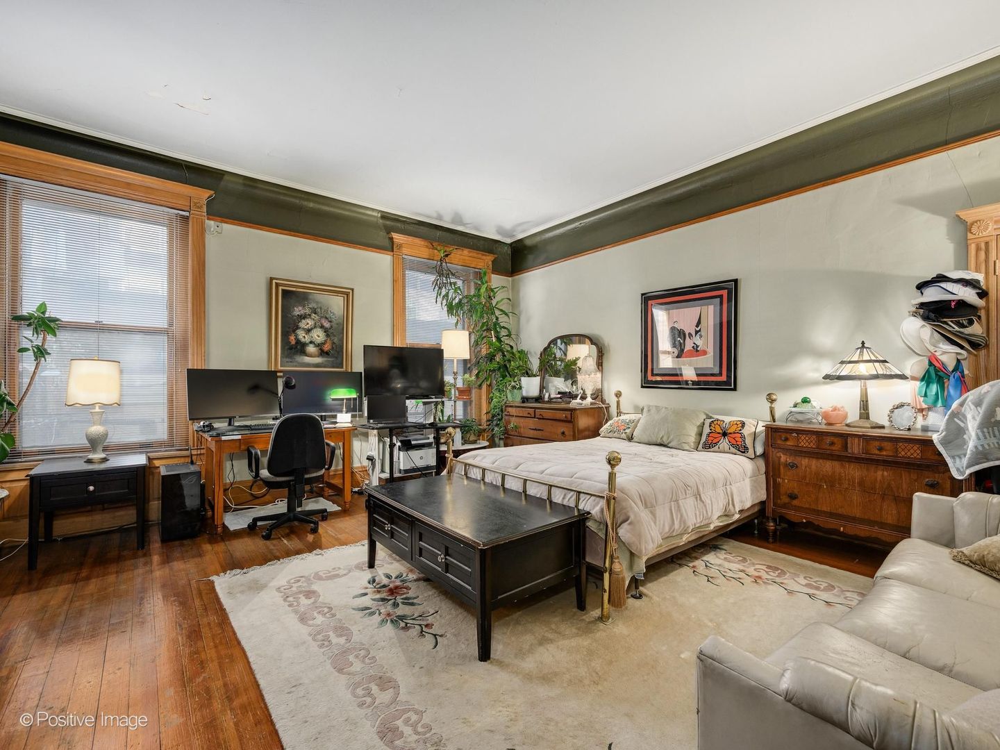 33 East Division Street Chicago, IL 60611 - Photo 13 of 34 a living room with furniture fireplace and a table