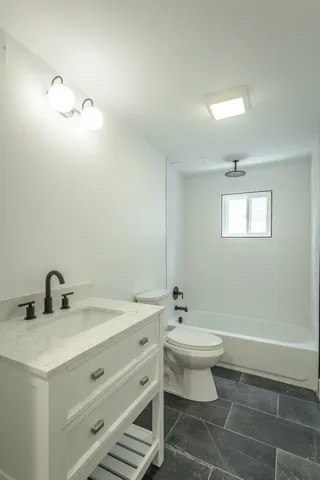 $2,950 | 1813 East 4th Street, Chattanooga, TN 37404