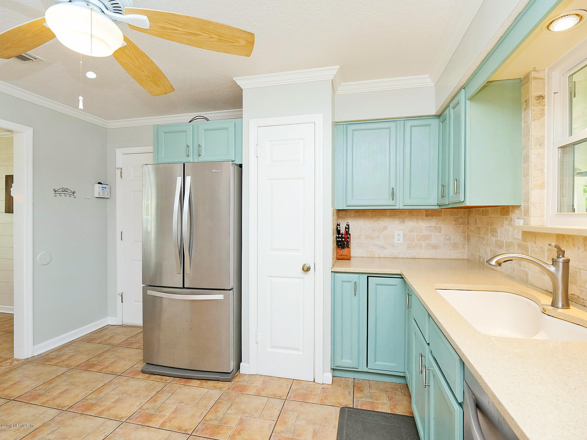 900 Lincoln Road Neptune Beach, FL 32266 - Photo 11 of 46 900 Lincoln Rd-11