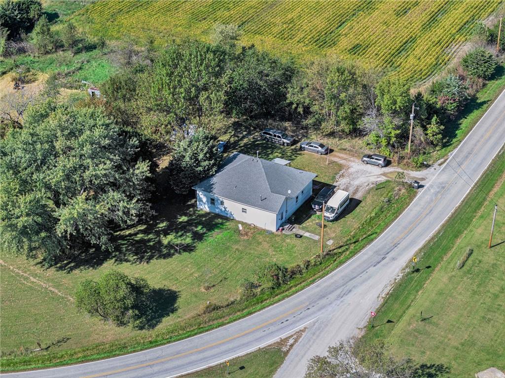 34656 Cedar Niles Road Paola, KS 66071 - Photo 26 of 31