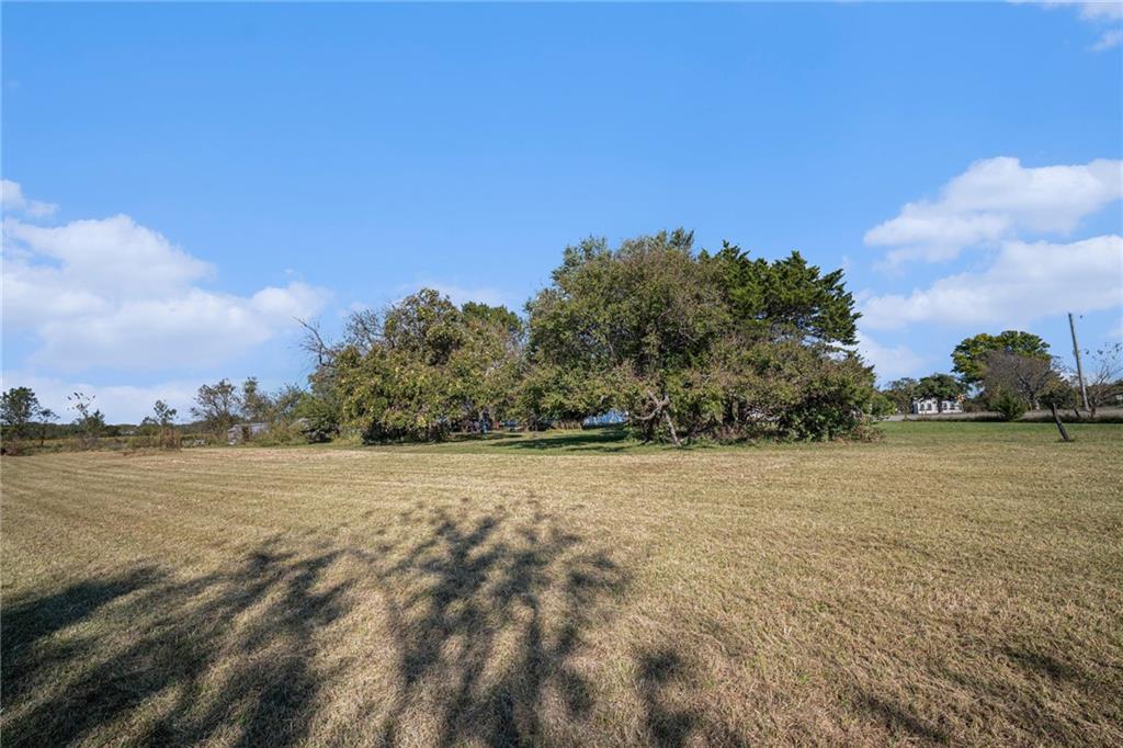 34656 Cedar Niles Road Paola, KS 66071 - Photo 8 of 31