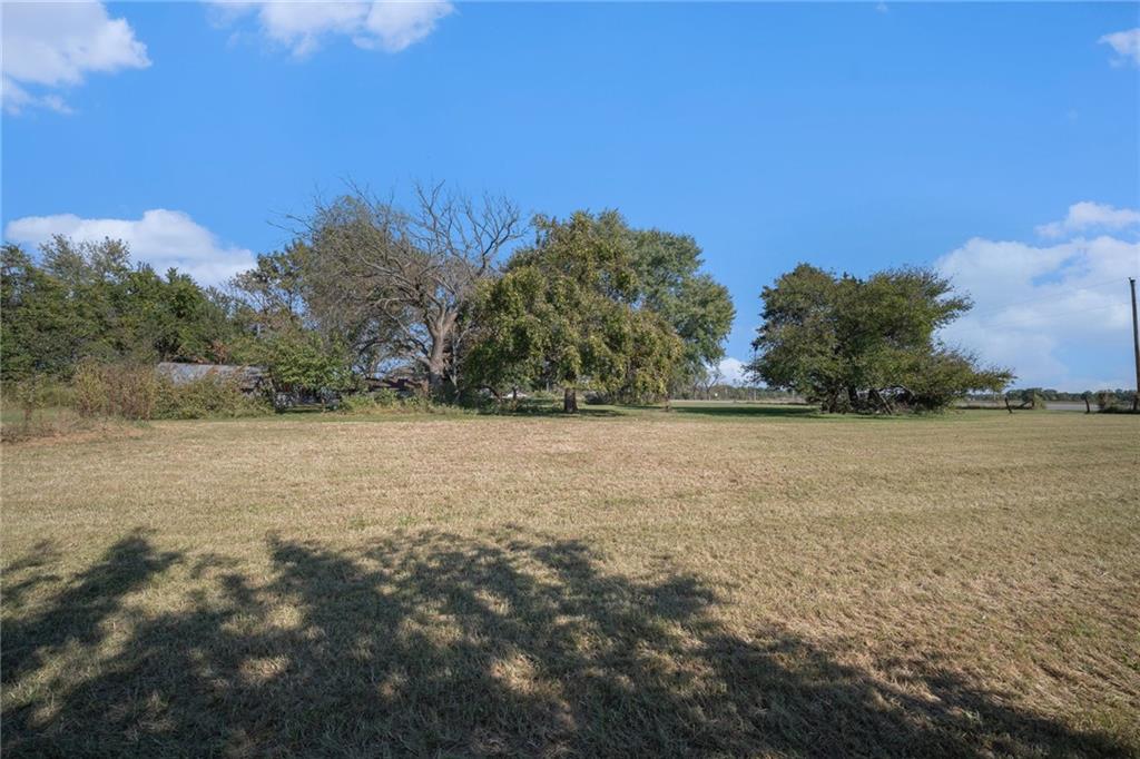 34656 Cedar Niles Road Paola, KS 66071 - Photo 9 of 31