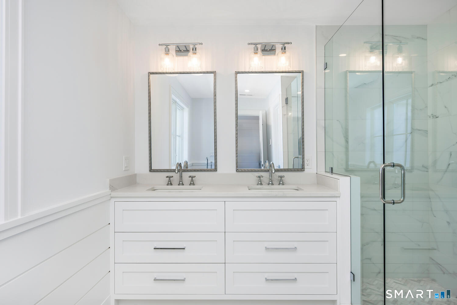 127 Paul Place Fairfield, CT 06824 - Photo 25 of 40