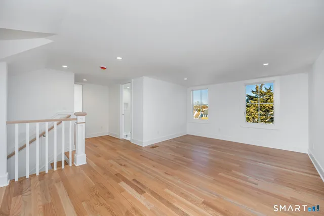 $2,299,000 | 127 Paul Place, Fairfield, CT 06824