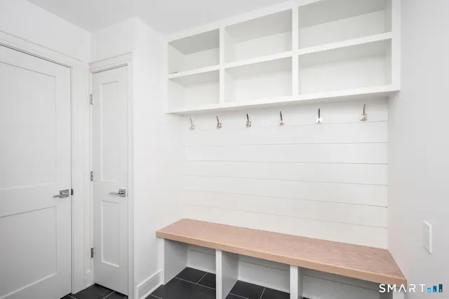 $2,299,000 | 127 Paul Place, Fairfield, CT 06824