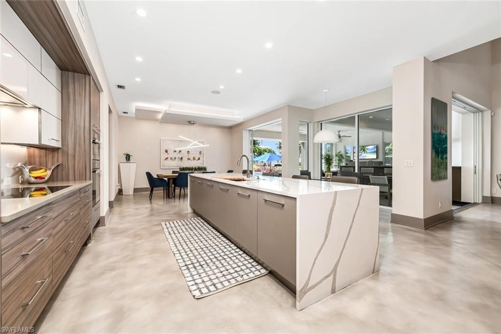 2079 Tarpon Road Naples, FL 34102 - Photo 9 of 34 Gallery Image 9