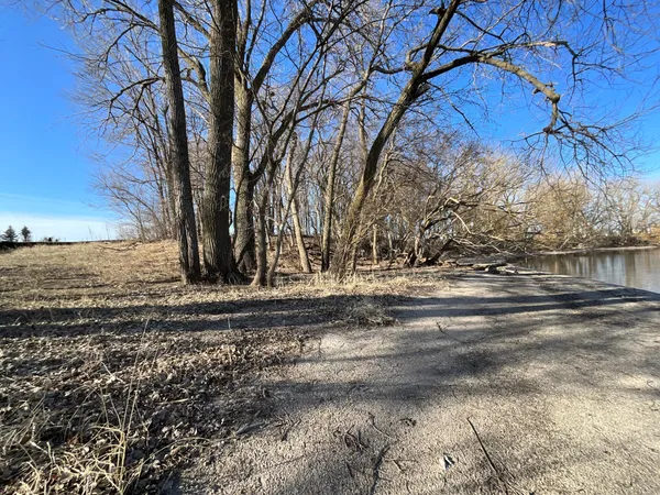 $170,000 | 18 Cottonwood Lake Drive, Windom, MN 56101