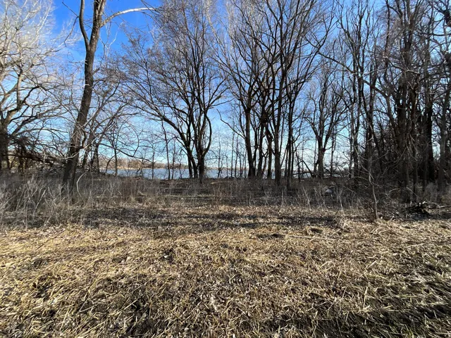 $170,000 | 18 Cottonwood Lake Drive, Windom, MN 56101