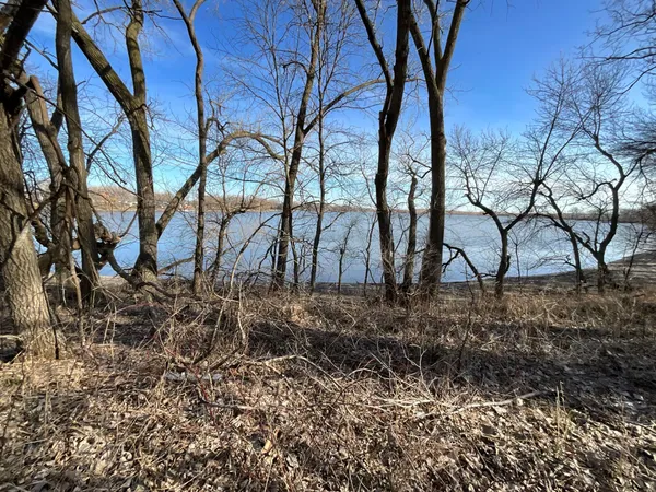 $170,000 | 18 Cottonwood Lake Drive, Windom, MN 56101