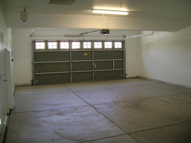 2377 North Thompson Avenue Reedley, CA 93654 - Photo 21 of 25 Gallery Image 21