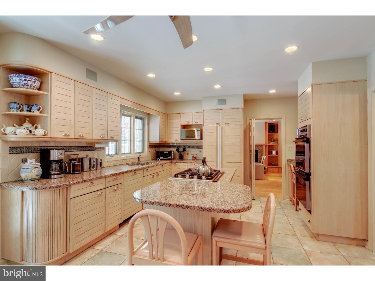 27 7 Springs Road Wayne, PA 19087 - Photo 12 of 25 Kitchen