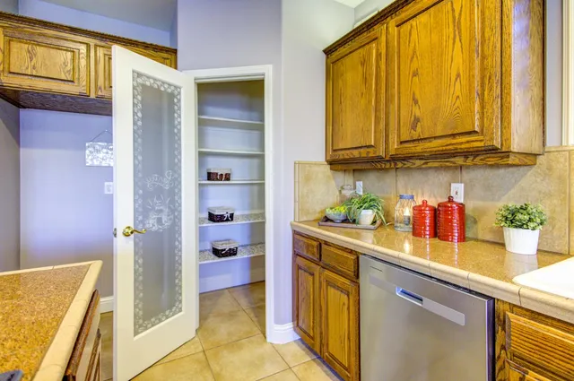 $629,900 | 2657 Lincoln Avenue, Clovis, CA 93611