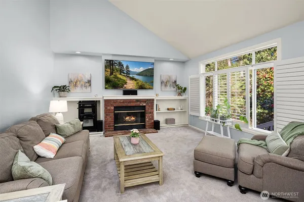 $1,250,000 | 16040 Southeast 127th Place, Renton, WA 98059