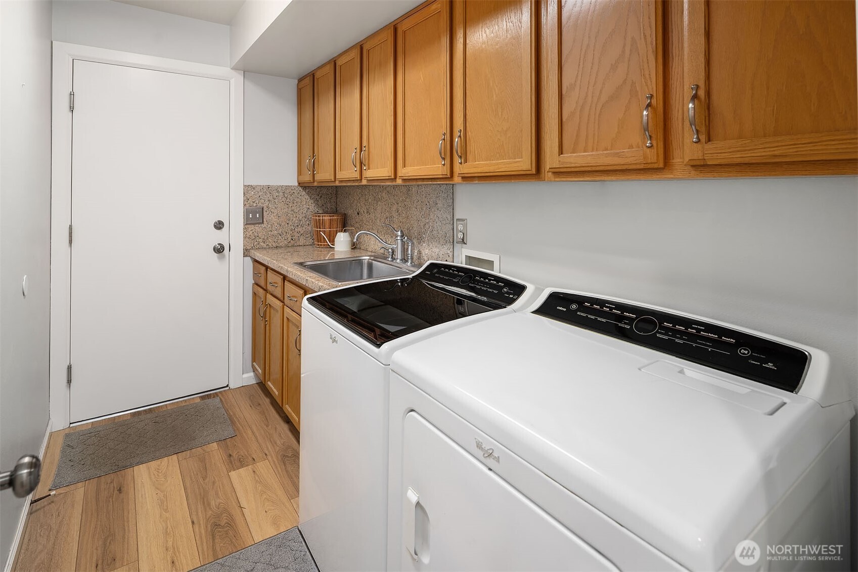 16040 Southeast 127th Place Renton, WA 98059 - Photo 18 of 36