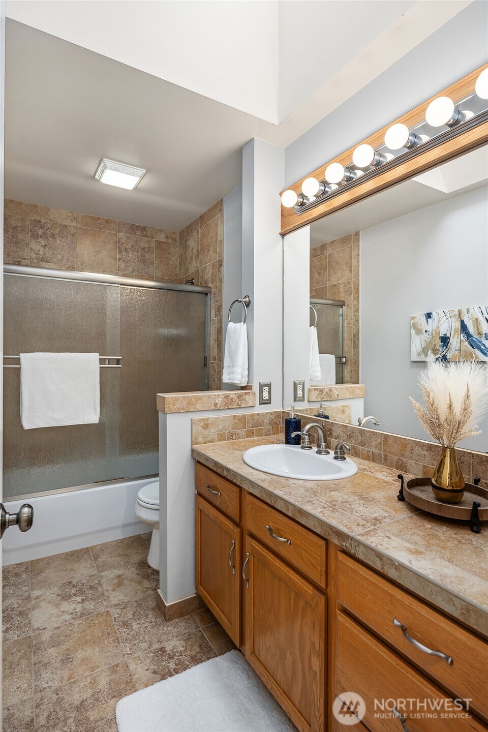 16040 Southeast 127th Place Renton, WA 98059 - Photo 26 of 36