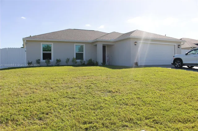 $2,300 | 1138 Southwest 14th Terrace, Cape Coral, FL 33991
