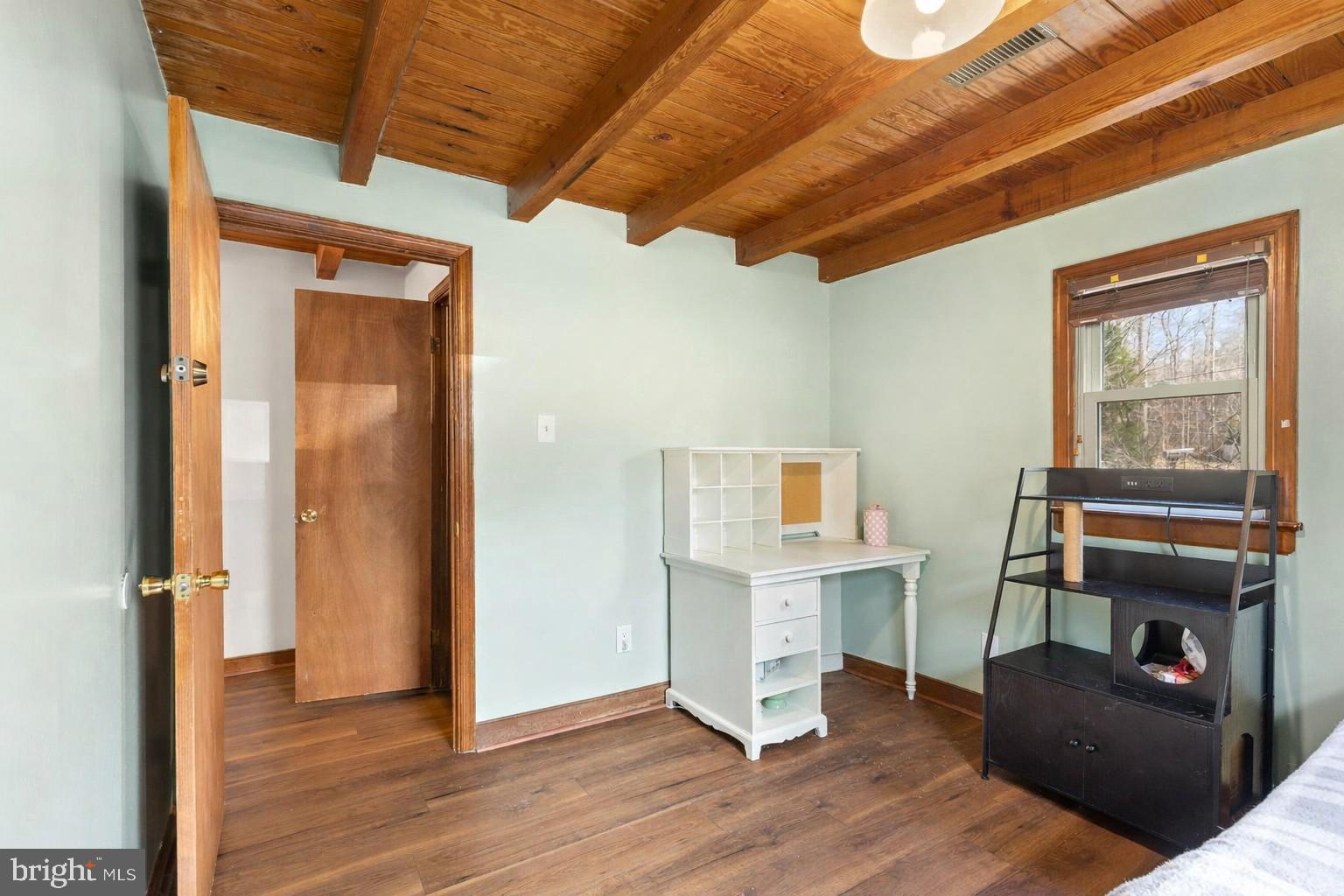 5708 Lakeview Road Quinton, VA 23141 - Photo 20 of 53 a view of livingroom with furniture and a fireplace