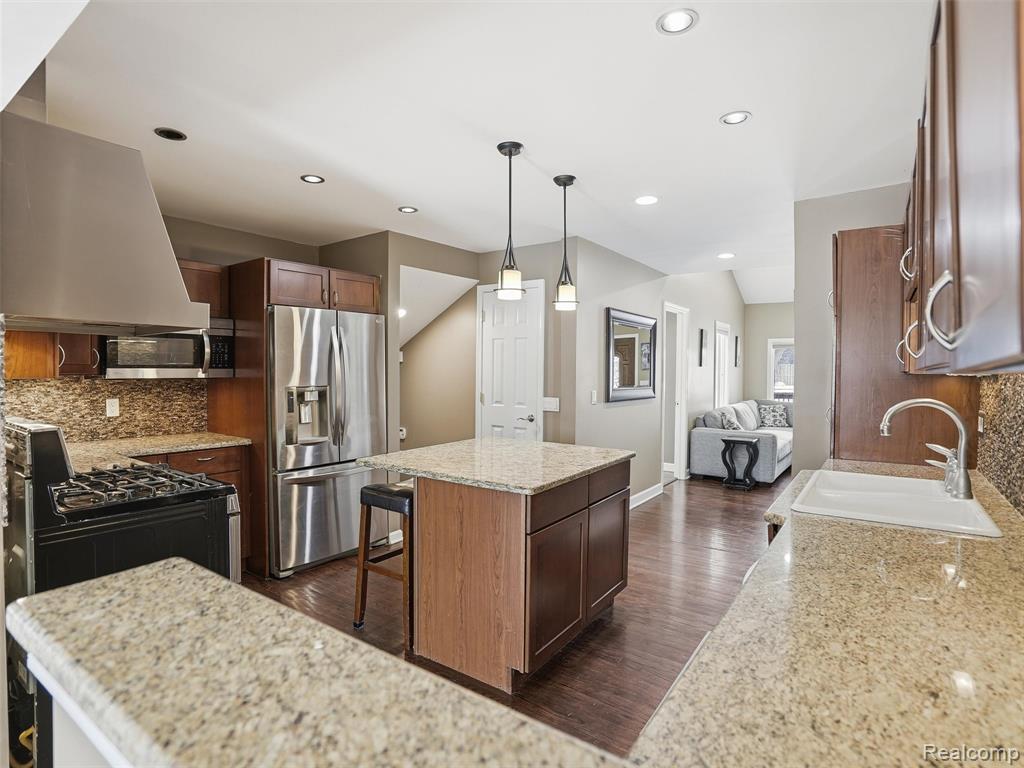 58106 Delmar Washington, MI 48094 - Photo 11 of 40