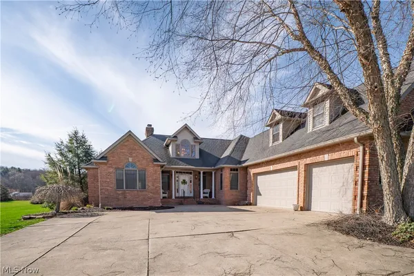 $799,900 | 8114 Lisbon Street Northeast, East Canton, OH 44730