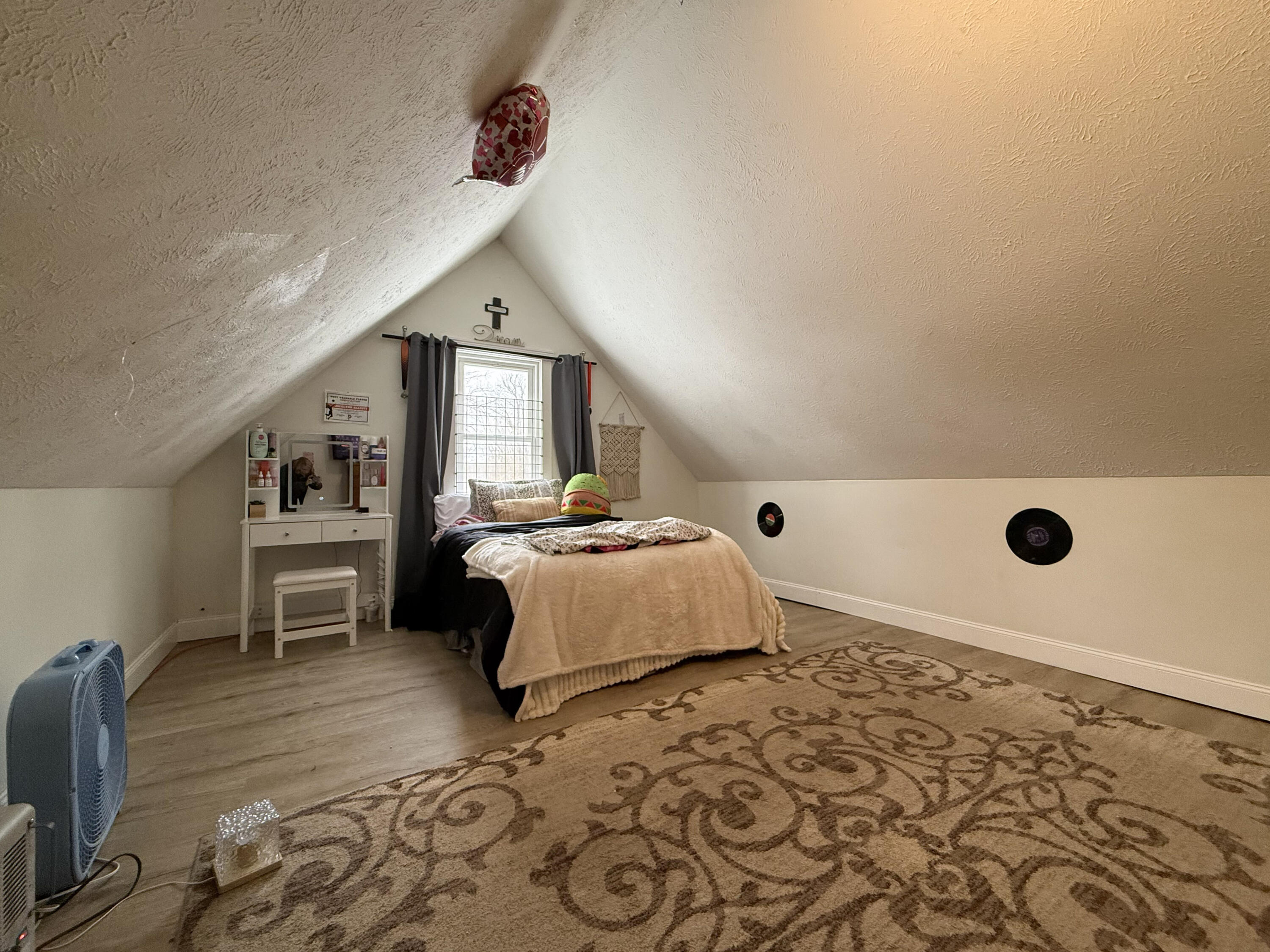 64374 Mullen Road Cassopolis, MI 49031 - Photo 18 of 24 UPPER BEDROOM