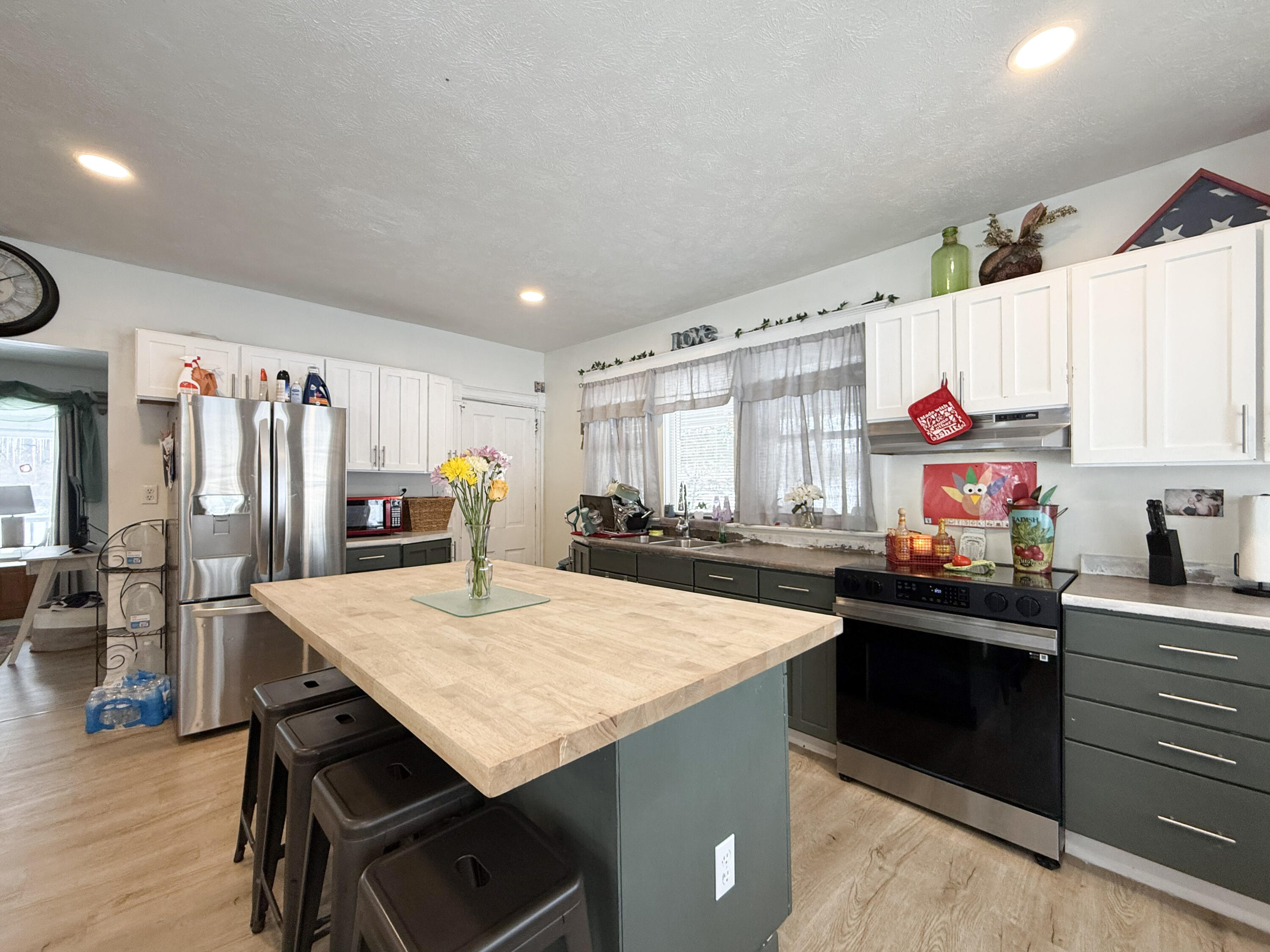 64374 Mullen Road Cassopolis, MI 49031 - Photo 4 of 24 KITCHEN