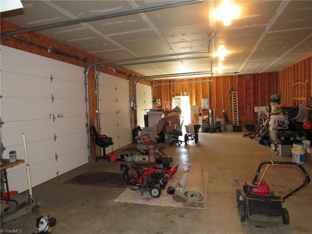 286 Pat Irwin Road Pilot Mountain, NC 27041 - Photo 27 of 29 Gallery Image 27