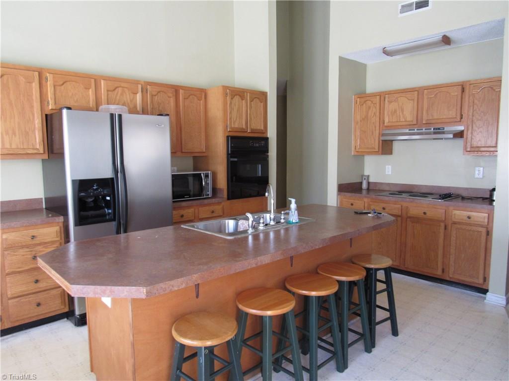 286 Pat Irwin Road Pilot Mountain, NC 27041 - Photo 8 of 29 Gallery Image 8