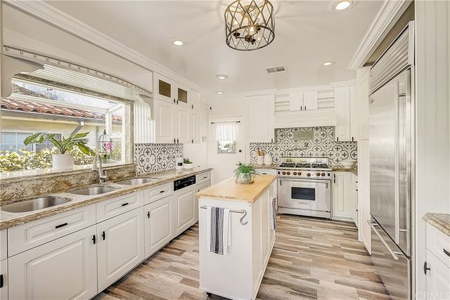 $2,994,400 | 1051 Princeton Street, Santa Monica, CA 90403