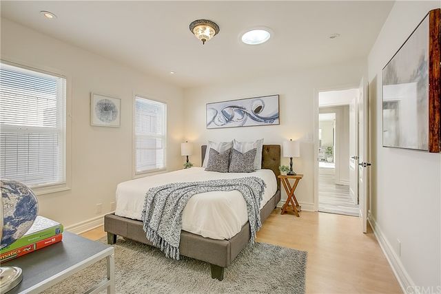 $2,994,400 | 1051 Princeton Street, Santa Monica, CA 90403