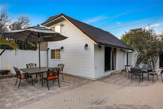 $2,994,400 | 1051 Princeton Street, Santa Monica, CA 90403