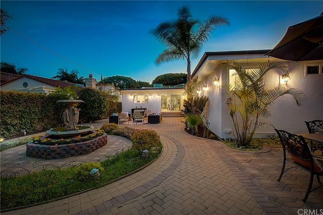 $2,994,400 | 1051 Princeton Street, Santa Monica, CA 90403