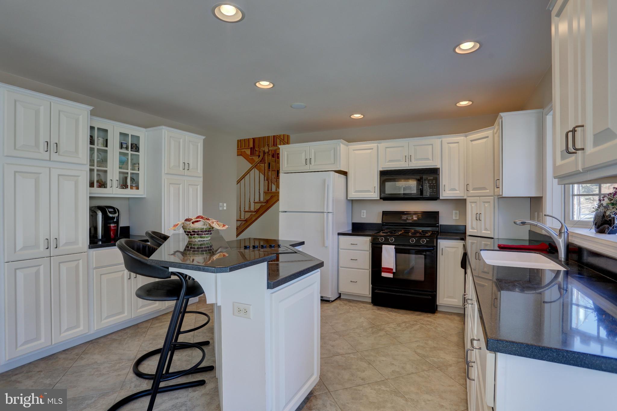 809 Power Road Manheim, PA 17545 - Photo 12 of 56