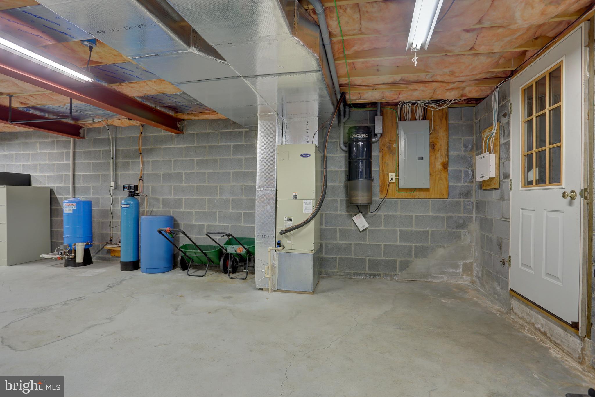 809 Power Road Manheim, PA 17545 - Photo 30 of 56