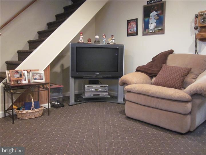 592 Rector Street Philadelphia, PA 19128 - Photo 16 of 25 Gallery Image 16